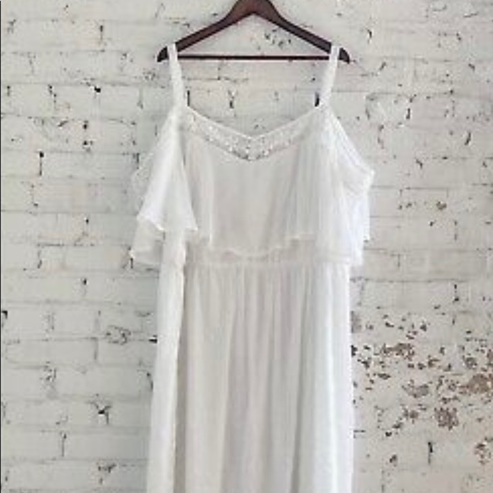 White boho maxi dress NWT